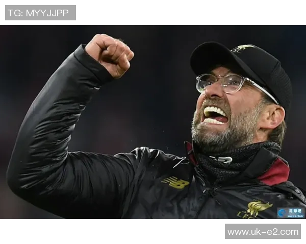 法国足球明星克汉姆的传奇生涯与对足球的深远影响探讨