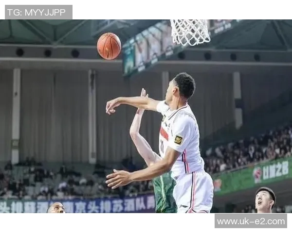 CBA广州队迎战奇才全力争胜精彩对决不容错过 CBA广州队迎战奇才全力争胜精彩对决不容错过